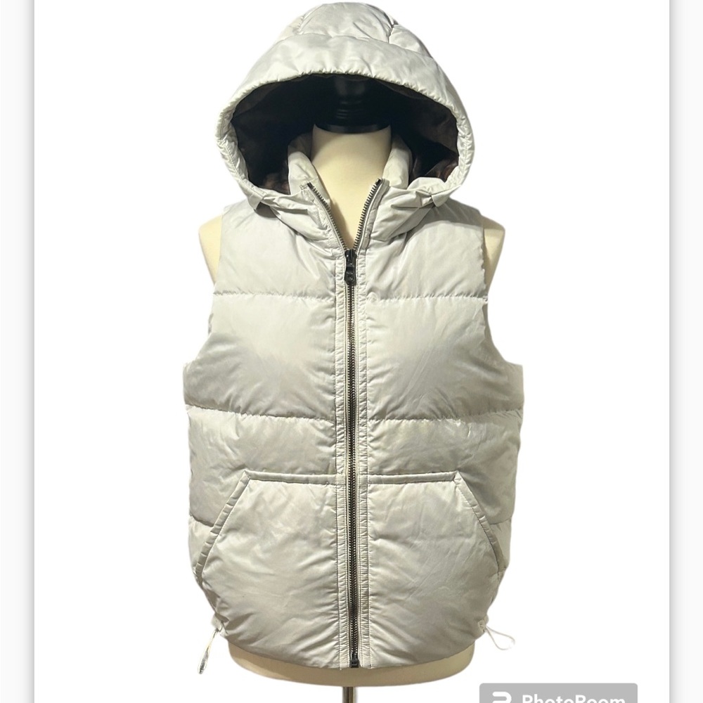 White COACH Puffer Vest with Brown Coach Lining Size Small - Picture 1 of 3